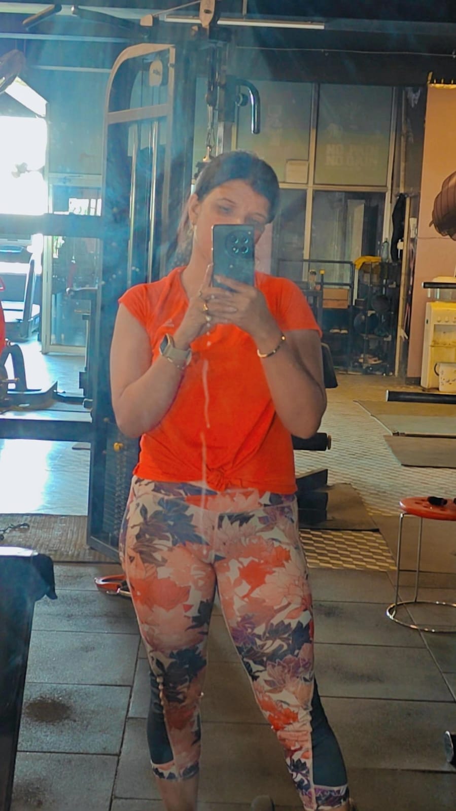 Customer feeling fit and active at the gym after her herbal course